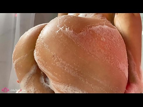 ❤️ Brunette په شاور کې د شدید orgasm لپاره د وایبرټر سره بلی مشت زنی کوي ❤️❌ ️❤